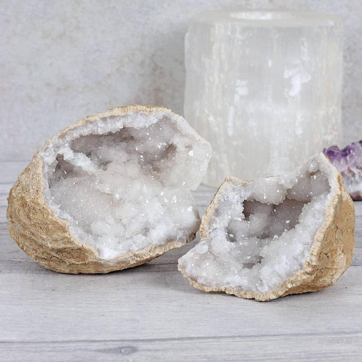 Medium White Quartz Geode - Home Decor Emporium